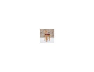 Create a first-rate dining experience by offering your patrons great food, service and attractive furnishings. This classic natural wood bar stool will offer guests a warm, inviting look when entering your establishment. This chair will make an attractive