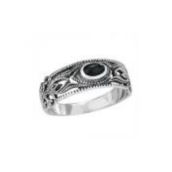 Sterling silver and black onyx Bali style band: Size 9