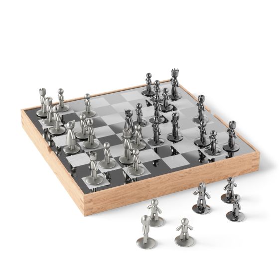 UmbraBuddy Chess Set  Natural
