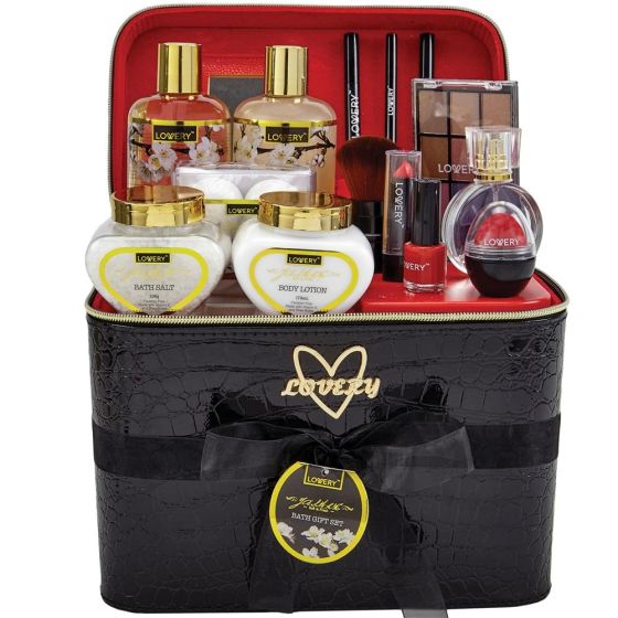 Jasmine Makeup And Spa Kit Size 30 Pieces