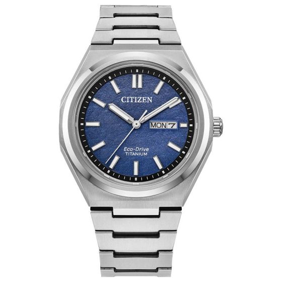 Pairing classic proportions and innovative technology with a distinctly modern style, we present our new Integrated Super Titanium series. Made with our proprietary material, Super Titanium, which is five times harder and 40% lighter than stainless steel 