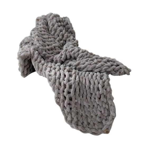 Infinite Chunky Knit Blanket Size 43
