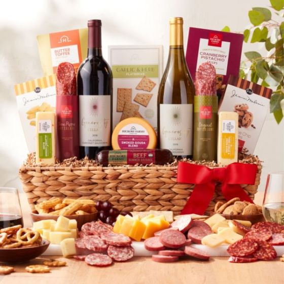 Deluxe Sip & Snack Wine Gift Basket