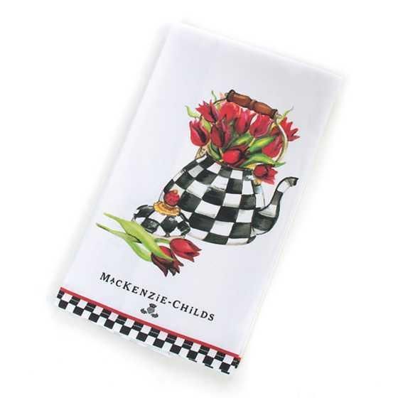 Style your sink with our playful Posy Printed Dish Towel. Features a garden-inspired pattern of colorful florals paired with our signature checks and logo.