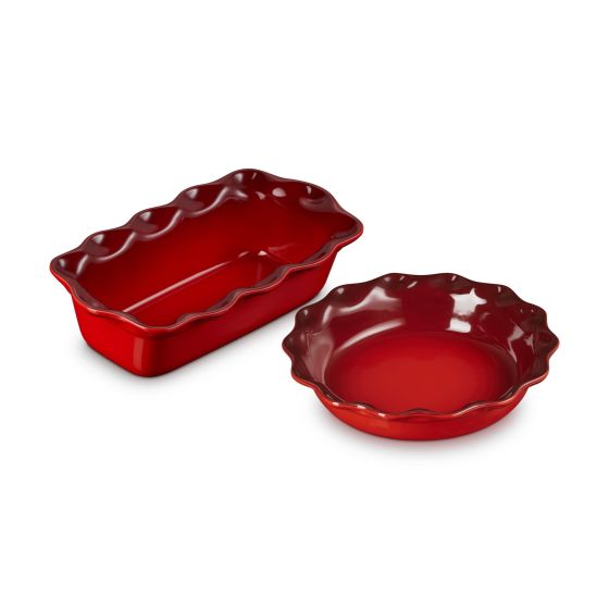 Set of 2 Heritage Fluted Pie Dish and Fluted Loaf Pan Cerise