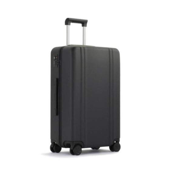 Classic Lightweight Medium Travel Case
