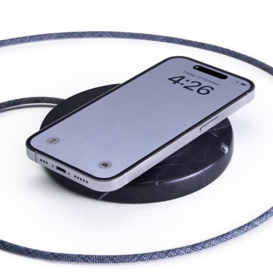 Einova Classic Wireless Charging Stone in Black Marble