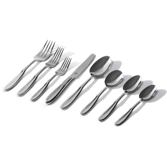 26 Piece Flatware Set
