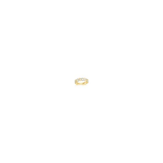 Substantial, stylish and oh so chic, this curb chain link ring with interspersed pav detailing is the ultimate addition to any modern stack. This ring is fun, edgy and luxurious all in one. Compatible for stacking yet significant enough to wear solo! 14k 