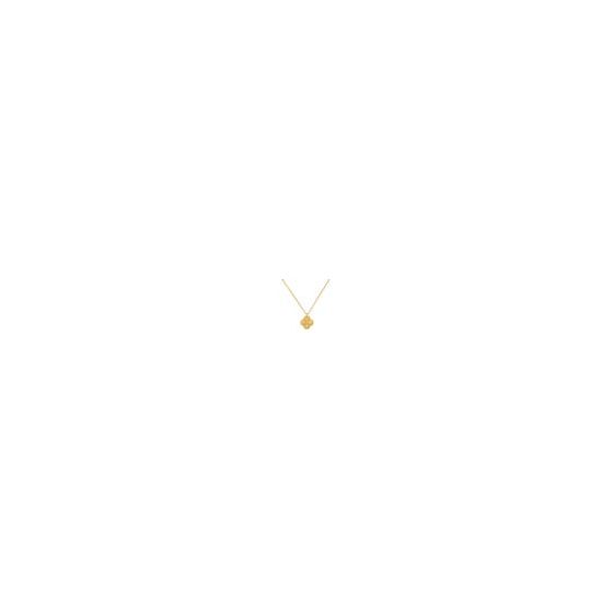 This Spade Flower pendant is the finishing touch to your outfit. And the reason for all the oohs and aahs.