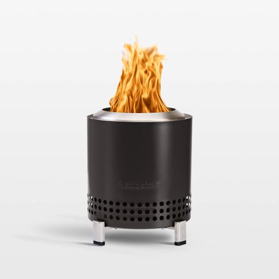 Bring warmth to the table. Mesa is the tabletop fire pit made to elevate your space’s aesthetic. With Dual Fuel capability and Signature 360° Airflow, anyone can easily ignite and enjoy a smokeless fire.