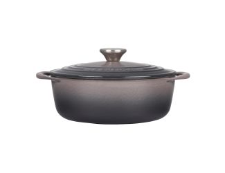 2.75qt Shallow Round Cast Iron Oven Oyster