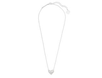 Ari Heart Silver Pendant Necklace in Ivory Mother-of-Pearl
