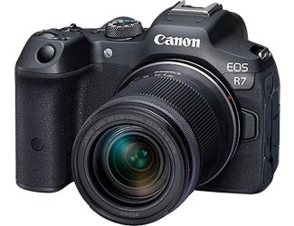 Canon EOS R7 Telephoto Zoom Kit