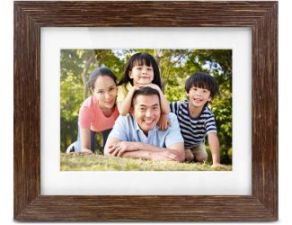 7" Distressed Wood Digital Photo Frame with Auto Slideshow Feature (800 x 600 res)