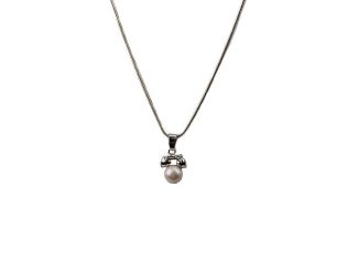 Pearl Pendant Necklace
