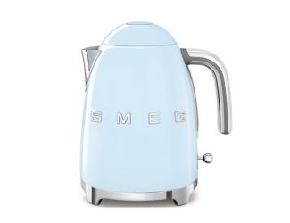 Smeg 50's Retro Style Aesthetic Kettle-Pastel Blue 