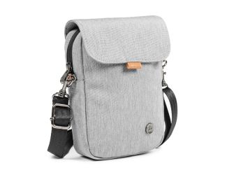 PKG Crossbody in Light Grey