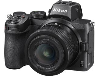 Nikon Z 5 Zoom Lens Kit