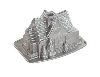 Gingerbread House Bundt Pan