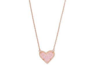 Ari Heart Short Pendant Necklace